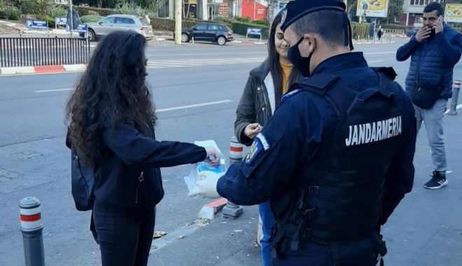 Jandarmii, drastici cu cei care nu respectă măsurile anti-COVID-19! - jandarmimasca2-1616178751.jpg