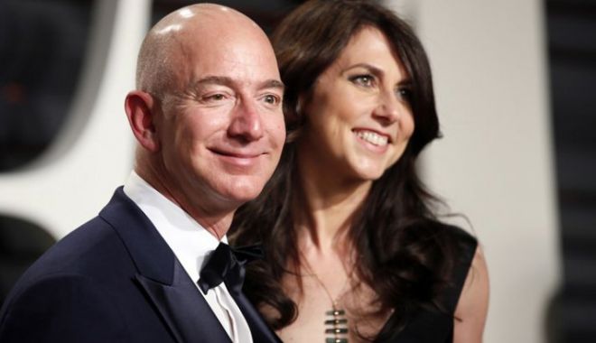 Cel mai bogat om din lume divorțează după 25 de ani - jeffbezos75160300-1547112256.jpg