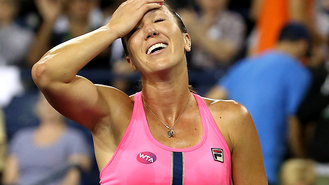 Tenis / Jelena Jankovic a câștigat turneul WTA de la Hong Kong - jelenajankovic-1445173371.jpg