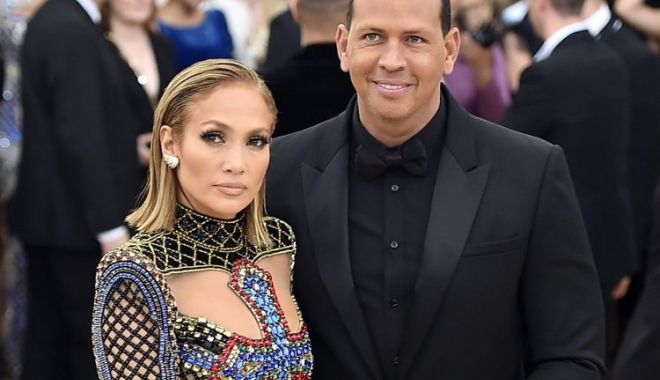 Jennifer Lopez și Alex Rodriguez s-au logodit, după doi ani de relație - jenniferlopez537ialexrodriguez-1552214532.jpg