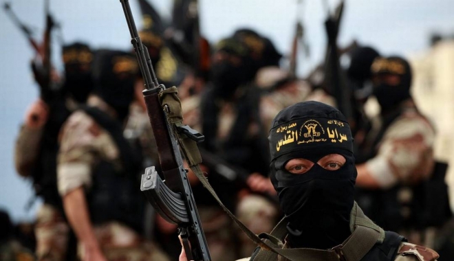 Un jihadist și-a ucis 12 