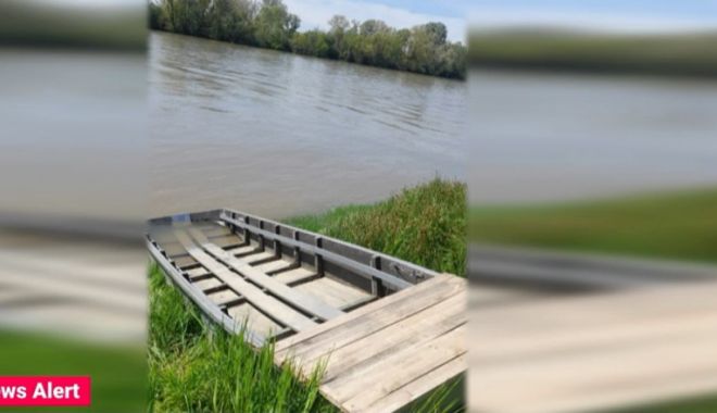 Barcă răsturnată, copil mort, persoane încă dispărute / Bărbatul care a condus ambarcaţiunea băut, eliberat