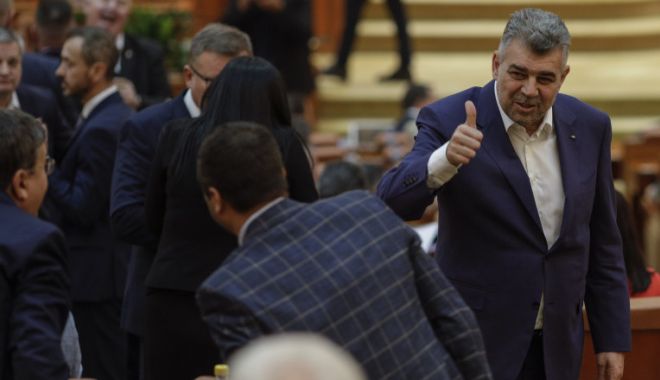 Noua lege a pensiilor a fost adoptată de Parlament. USR susține că e o “minciună cap-coadă”