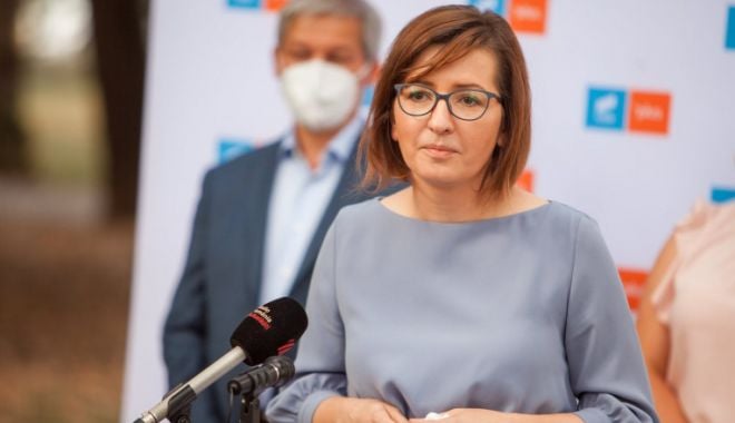 Ministrul Sănătăţii: Restricţiile vor fi ridicate treptat, pe măsură ce rata de vaccinare ne va permite - jmg9ndqwjmhhc2g9ytkzyjdmyjbhntg1-1620377487.jpg