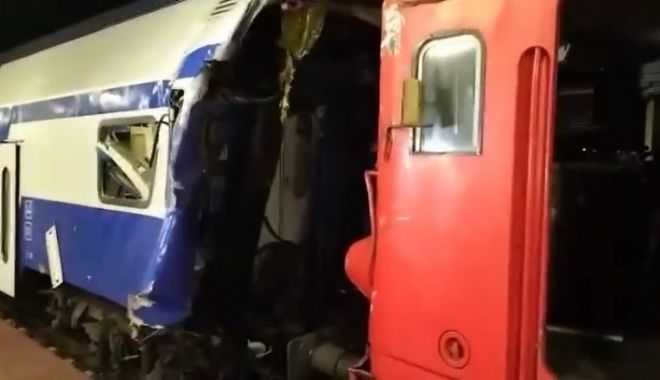Accident feroviar! O locomotivă a lovit un vagon de călători staţionat; patru persoane rănite, una în stare gravă - jmg9ndqwjmhhc2g9zwm5zwvhmtnlzwjk-1679770338.jpg