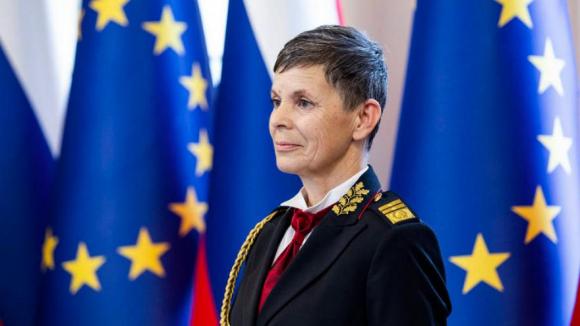 Prima țară NATO care numește o femeie la șefia armatei - jmhhc2g9ndk2zddmmtk4mdg2ytiwytmz-1543408916.jpg