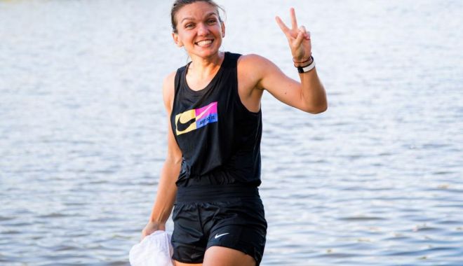 GALERIE FOTO/  Imagini de poveste cu Simona Halep! A sărit în râul Vltava după titlul câștigat la Praga - jnc9mta2mczoyxnoptjmnzmymmq2ymi4-1597650443.jpg