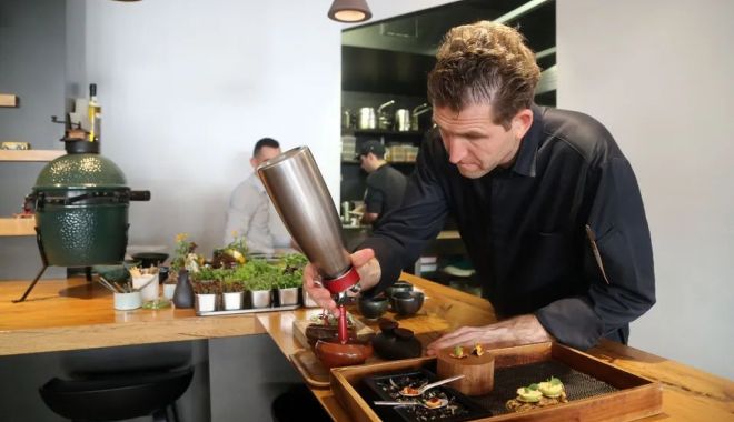 Bucătarii de la Jocurile Olimpice de la Paris pregătiți pentru marea provocare: Pariază pe meniuri vegetariene
