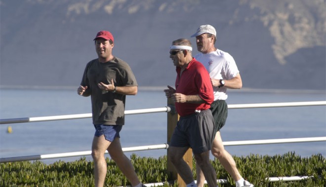 Sportul, eficient pentru buna dezvoltare a creierului - jogging-1351145529.jpg