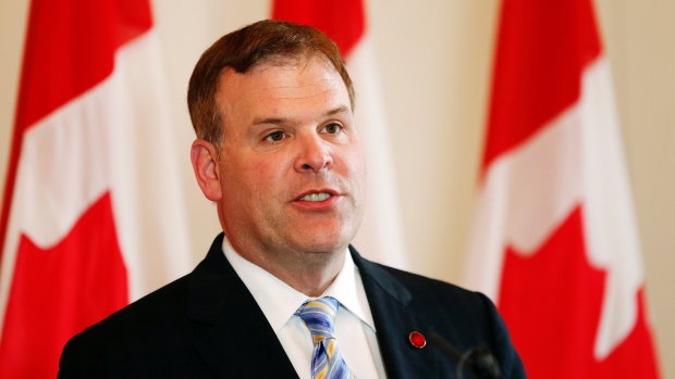 Canada se pregătește să elimine vizele pentru toți cetățenii din UE - johnbaird-1417868015.jpg