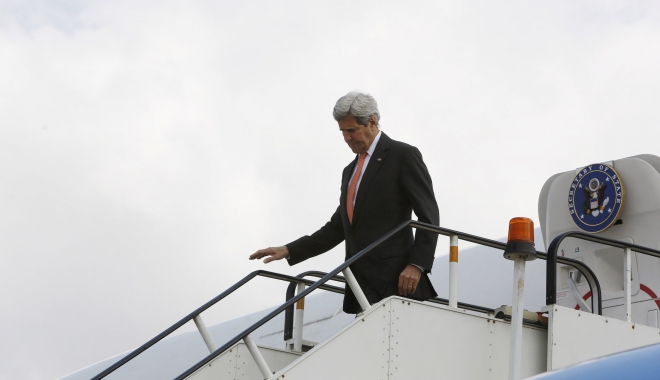 John Kerry a ajuns în Japonia pentru o vizită fără precedent la Hiroshima - johnkerry-1460275360.jpg