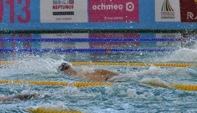 JO: România, pe locul 5 la proba de 100 m spate, la natație - jonatatiesursacosrro-1408438044.jpg