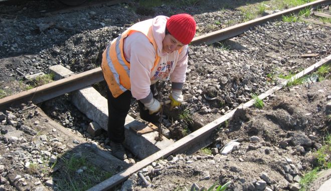 Guvernul Ciucă vrea să repare în doar 15 ani infrastructura feroviară distrusă în trei decenii - jos-1638814722.jpg