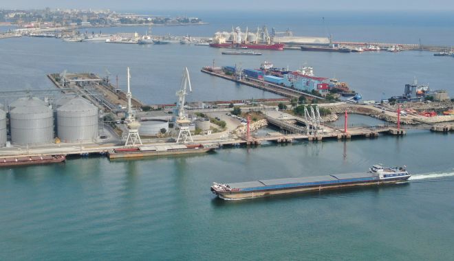 Finanțare europeană de aproape 24 de milioane de euro, pentru investițiile private din portul Constanța - jos-1704824973.jpg