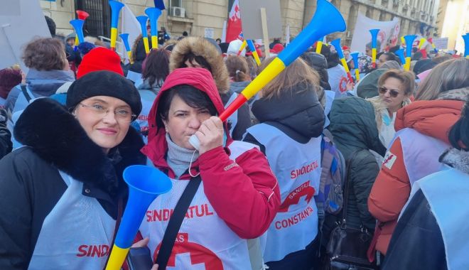 Federaţia Solidaritatea Sanitară continuă acţiunile de protest - jos1707064815-1709805644.jpg