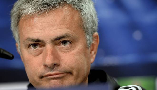 El Pais: Mourinho a semnat un precontract cu Manchester United - josemourinho014-1458476083.jpg