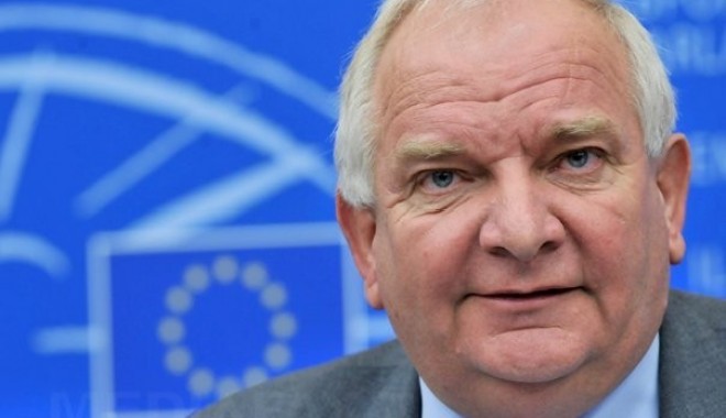 Președintele grupului PPE din PE Joseph Daul trage un semnal de alarmă - josephdaul1-1343047653.jpg