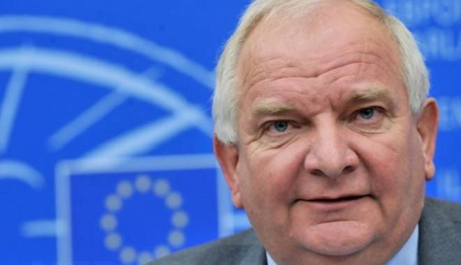 Președintele PPE îl susține pe Klaus Iohannis - josephdaul197573100-1415700973.jpg