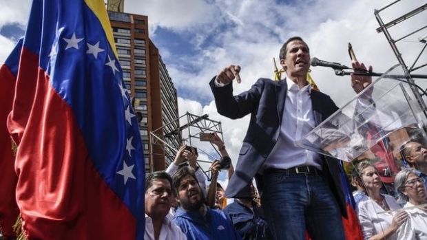 Armata Venezuelei respinge autoproclamarea președintelui Parlamentului - juanguaido83031600-1548315479.jpg