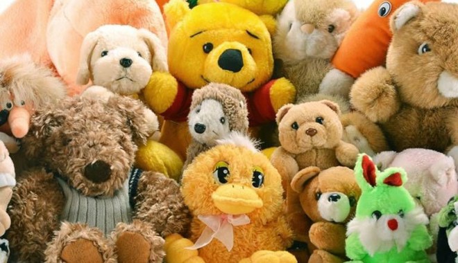 Jucării contrafăcute, găsite în Portul Constanța - jucarii-1376931215.jpg