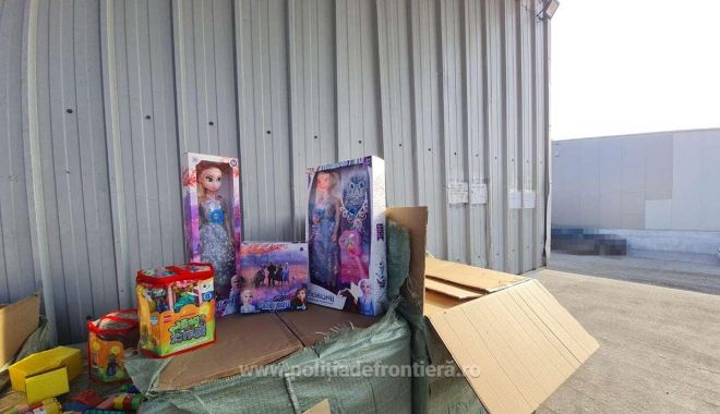 Jucării şi bunuri în valoare de 171.500 lei, confiscate în Portul Constanţa Sud Agigea - jucarii-1611136892.jpg