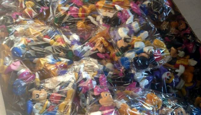 Păpuși, baloane și lego, confiscate de polițiști - jucarioare-1435085237.jpg