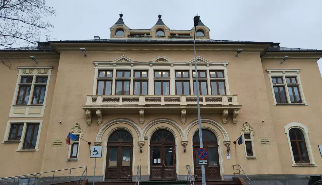 Profesoara de religie din Constanța care a fugit cu banii elevilor nu va mai fi judecată penal - judecatoria-constanta-bun-1770282030.webp