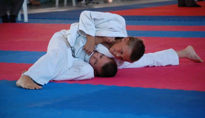 Eleganță pe tatami - judo-1308754886.jpg