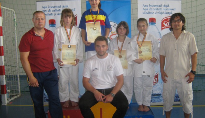 Kimonouri constănțene pentru podium - judo-1371656863.jpg
