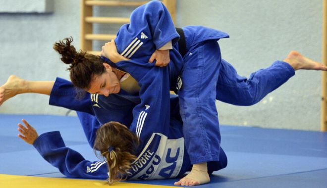 Federaţia Română de Judo înfiinţează un lot naţional feminin la Bucureşti - judo-nou-1702997144.jpg