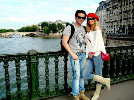 Julia Jianu, vacanță la Paris - juliajianu-1342015491.jpg
