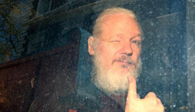 Suedia a renunțat la anchetarea lui Julian Assange privind acuzația de viol - julian-1574180383.jpg