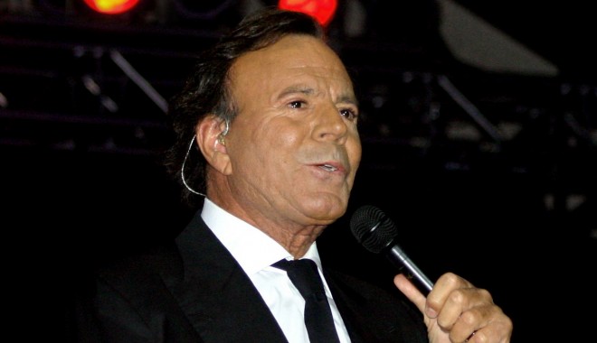 Julio Iglesias, concert la București - julioiglesias-1375459101.jpg