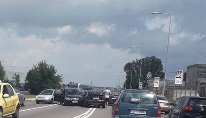 Accident rutier la Constanța, în zona JUMBO - jumbo-1564830194.jpg