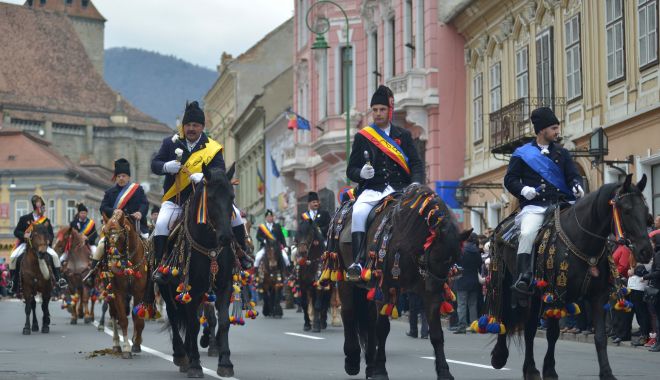 Parada Junilor, unul dintre cele mai importante evenimente istorice ale Brașovului - juni-1-1682265916.jpg
