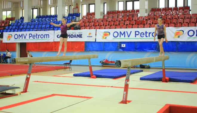 Junioarele de la  CS Farul, pe urmele Cătălinei Ponor - junioarele-1477232496.jpg
