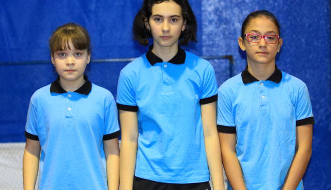 Junioarele de la CS Farul, campioane naționale la tenis de masă - junioareletenisdemasa-1427828145.jpg