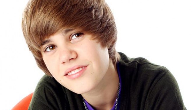 Polițiștii suedezi au găsit droguri în autocarul lui Justin Bieber - justin-1366900786.jpg