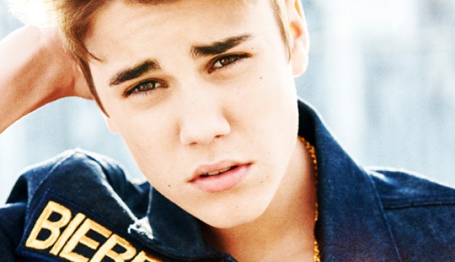 Justin Bieber, acuzat oficial de vandalism, după ce a vopsit cu un spray o clădire în Brazilia - justinbieber-1384018713.jpg