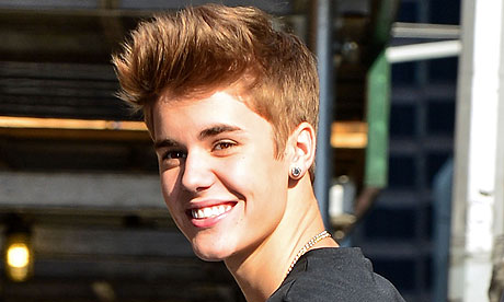 Milioane de fani pentru Justin Bieber - justinbieberin2012008-1348867890.jpg