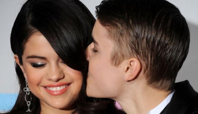 Selena Gomez, idolul adolescentelor, însărcinată și...singură - justinbiebersiselenagomezsauimpa-1400410227.jpg