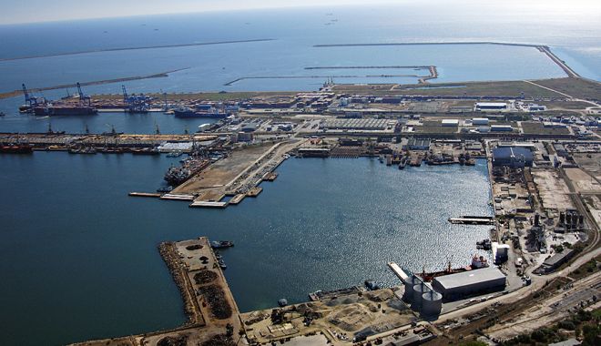 Justiția a decis: pilotajul maritim rămâne la stat! - justitiaadecispilotajulramanelas-1624032867.jpg