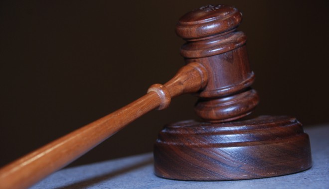 Incredibil: A omorât o tânără pe trecerea de pietoni, dar nu face pușcărie! - justitiejudecatori-1317666604.jpg