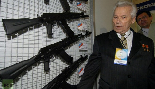 67 de ani de la producerea celebrei arme Kalasnikov - kalasnikov-1404637203.jpg