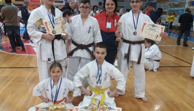 Stagiu de pregătire în Karate Kyokushin, la Eforie Sud - karate-1594894757.jpg