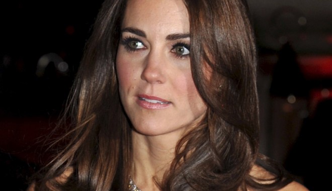Scandal monstru în Anglia: Kate Middleton, fotografiată în sânii goi - katemidleton-1347649785.jpg