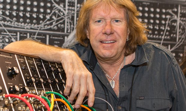 Keith Emerson a fost găsit mort în casă. Prima ipoteză este sinuciderea - keithemerson-1457803636.jpg