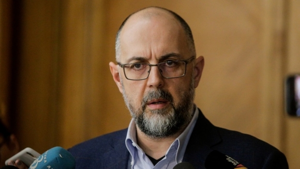 Kelemen Hunor a venit la BEC cu o trotinetă electrică - kelemenhunor-1569068623.jpg