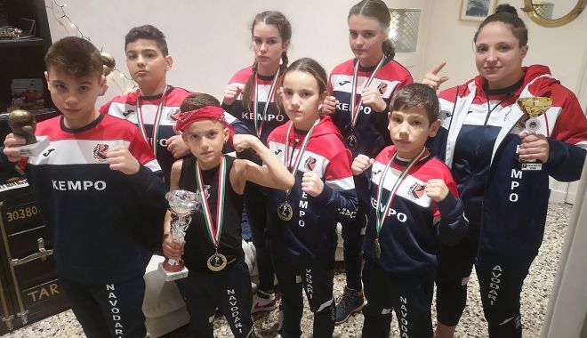 Evoluții remarcabile pentru sportivii de la CS Năvodari la „Genova Fight Kids” - kempocsnavgenova2021-1639392717.jpg