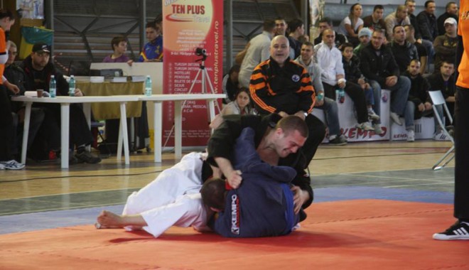 Daniel Asaftei, în ringul Mondialelor de kempo din Canada - kempodaniel-1370969084.jpg